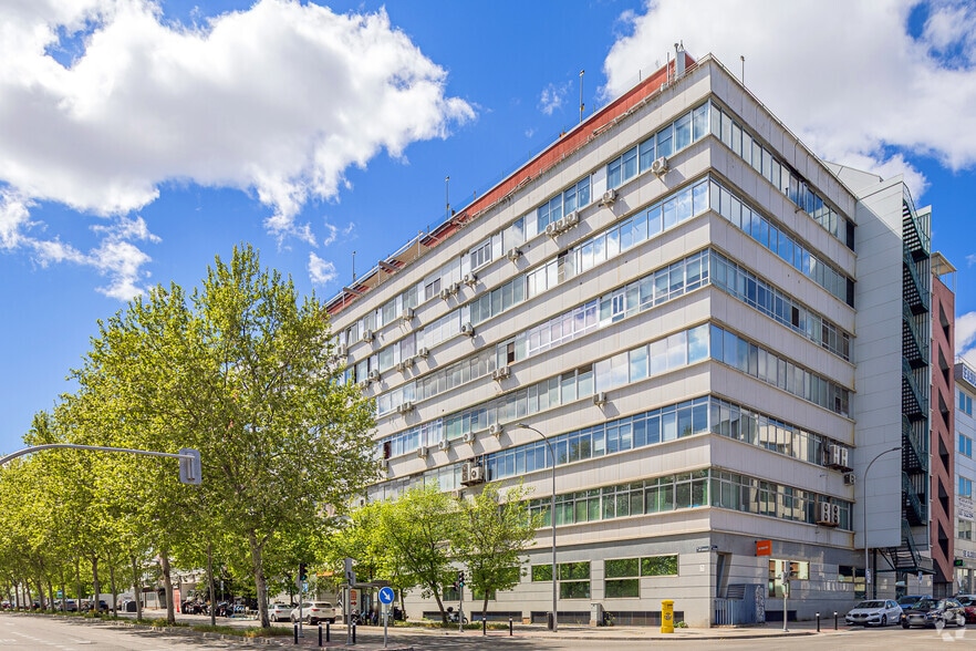Calle de San Romualdo, 26, Madrid, Madrid en venta - Foto del edificio - Imagen 1 de 1