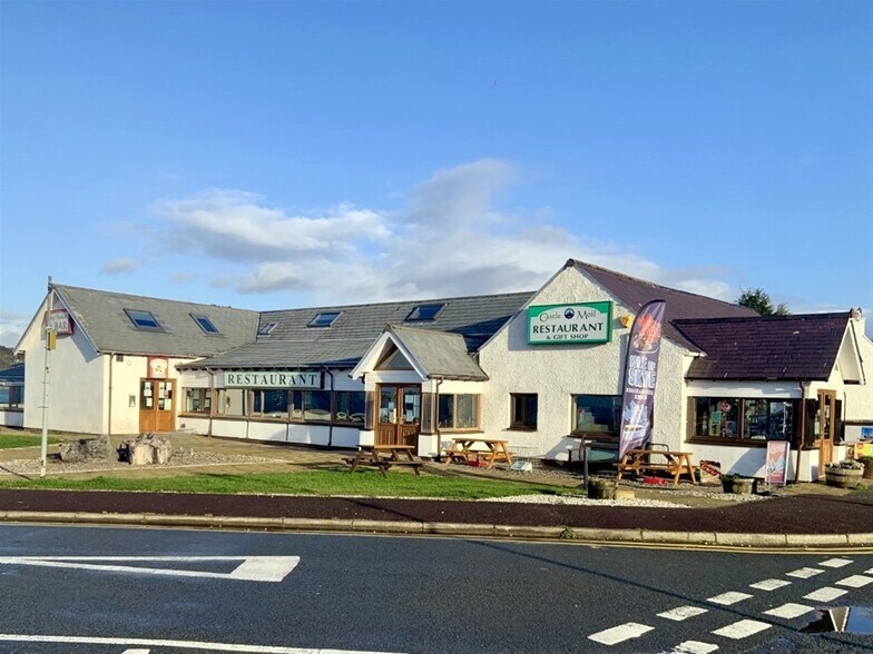 Castle Moil Restaurant & King Haakon Bar, Kyleakin en venta - Foto del edificio - Imagen 1 de 23