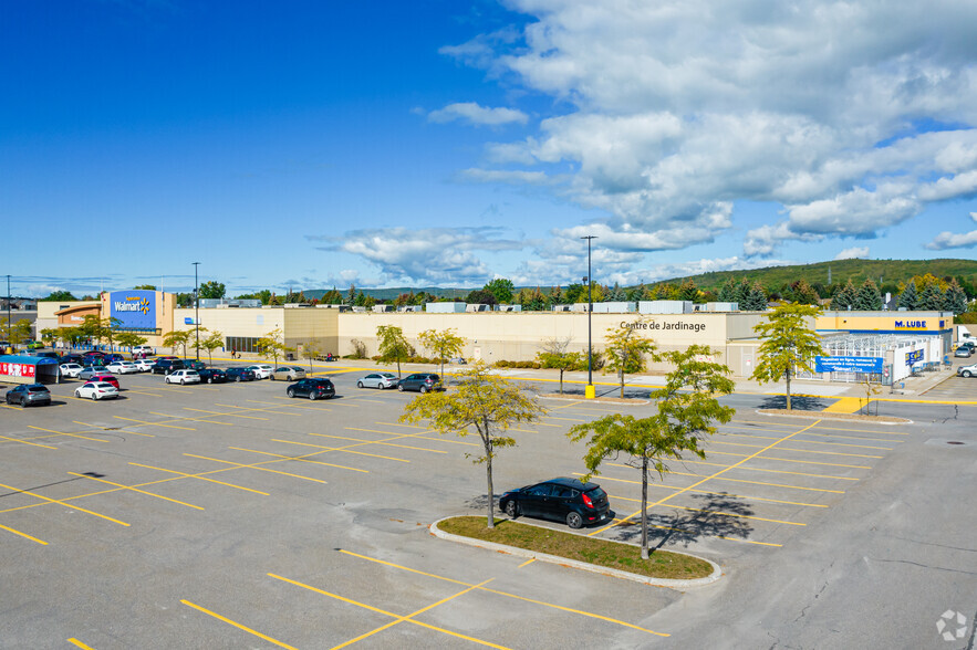 35 Boul du Plateau, Gatineau, QC en alquiler - Foto del edificio - Imagen 3 de 5