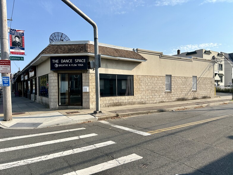 41 Main St, East Rockaway, NY en alquiler - Foto del edificio - Imagen 1 de 9