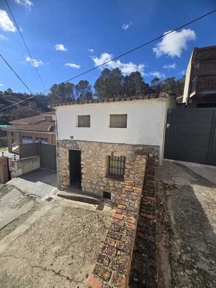 Nave en Villar del Olmo, Madrid en venta - Foto del edificio - Imagen 2 de 6