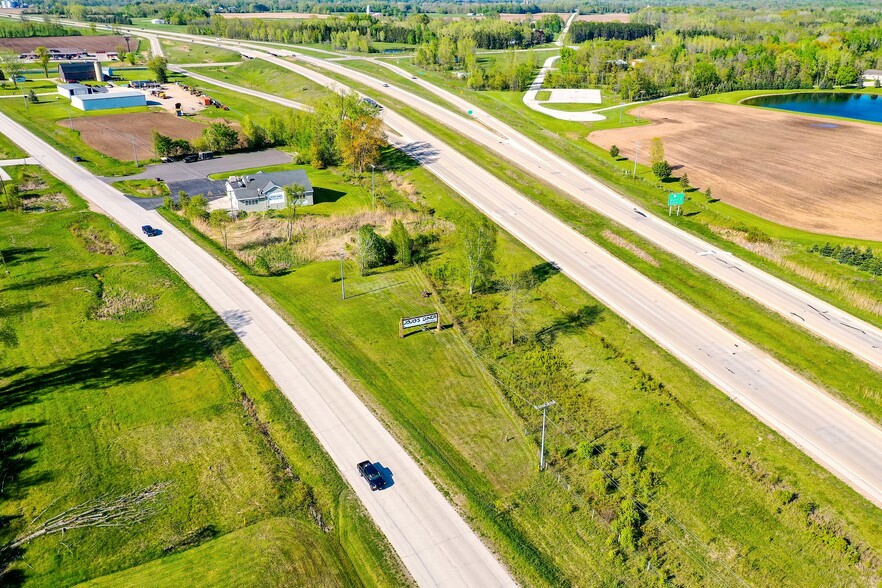 5774 Duame Rd, Stiles, WI en venta - Foto del edificio - Imagen 2 de 9