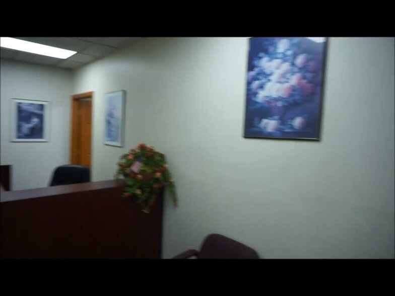 10235 W Sample Rd, Coral Springs, FL en venta - Vídeo de anuncio comercial - Imagen 2 de 12