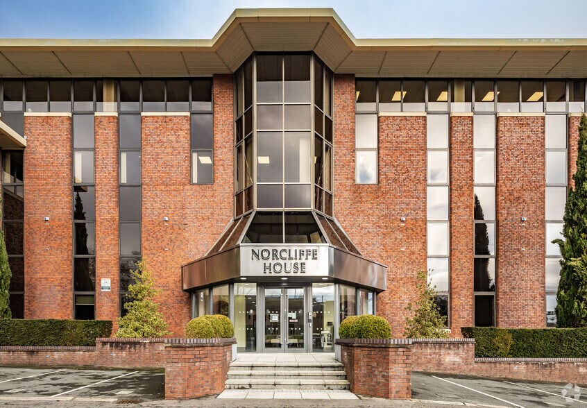 Station Rd, Wilmslow en alquiler - Foto del edificio - Imagen 3 de 16