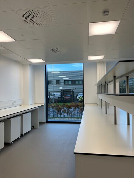 1 Holmfauld Rd, Glasgow en alquiler - Foto del edificio - Imagen 3 de 12