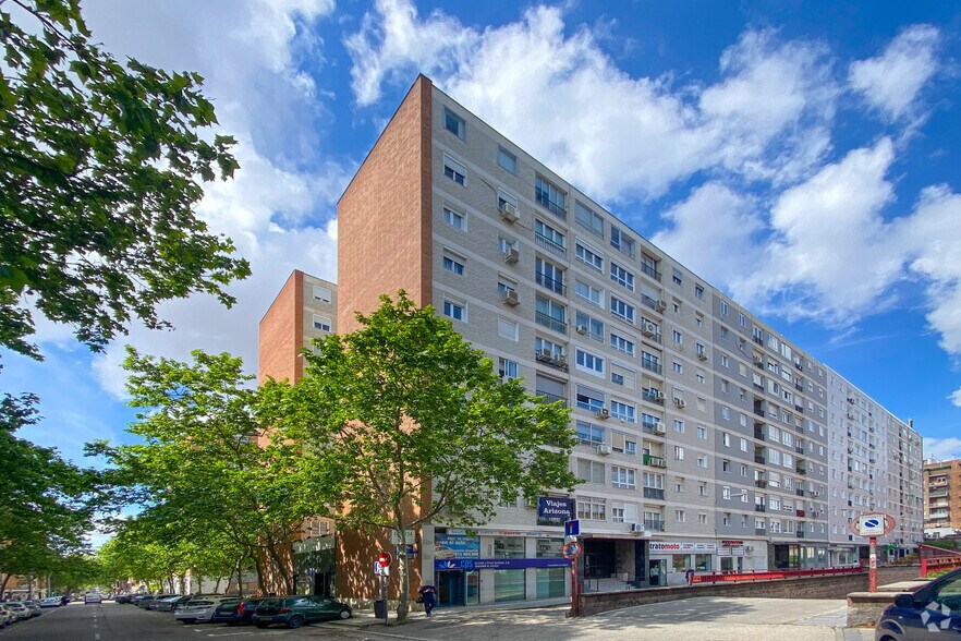 Calle Aviador Zorita, 49, Madrid, Madrid en venta - Foto principal - Imagen 1 de 1