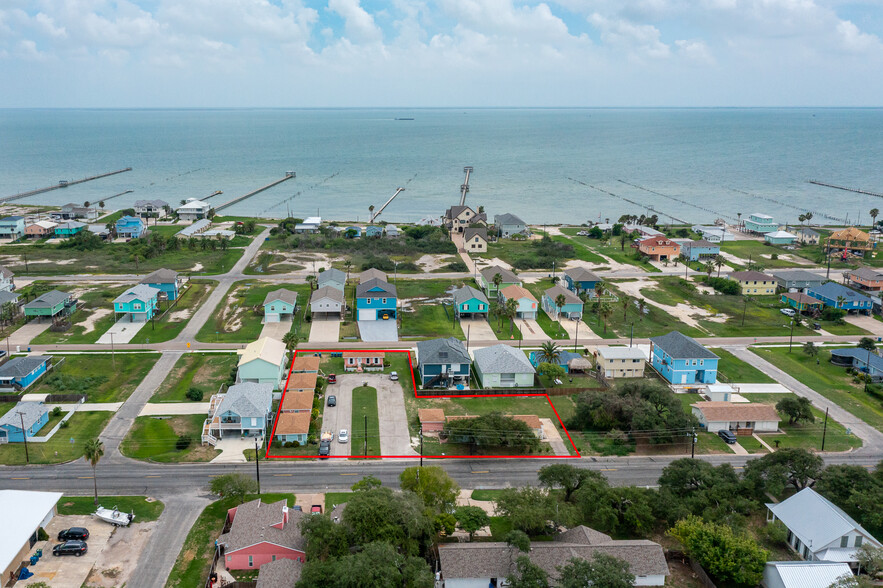 1206-1214 S Church St, Rockport, TX en venta - Foto del edificio - Imagen 1 de 9