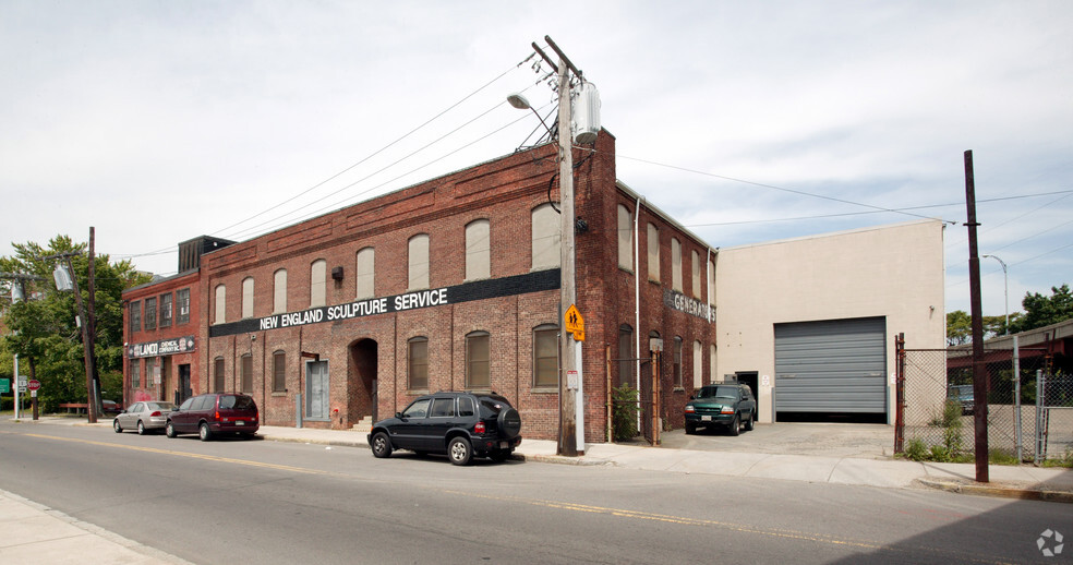 214 Arlington St, Chelsea, MA en alquiler - Foto del edificio - Imagen 1 de 17