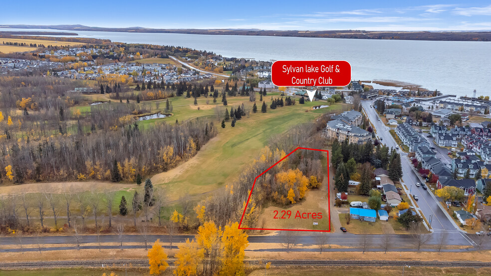 5310 50 Av, Sylvan Lake, AB en venta - Vista aérea - Imagen 2 de 4