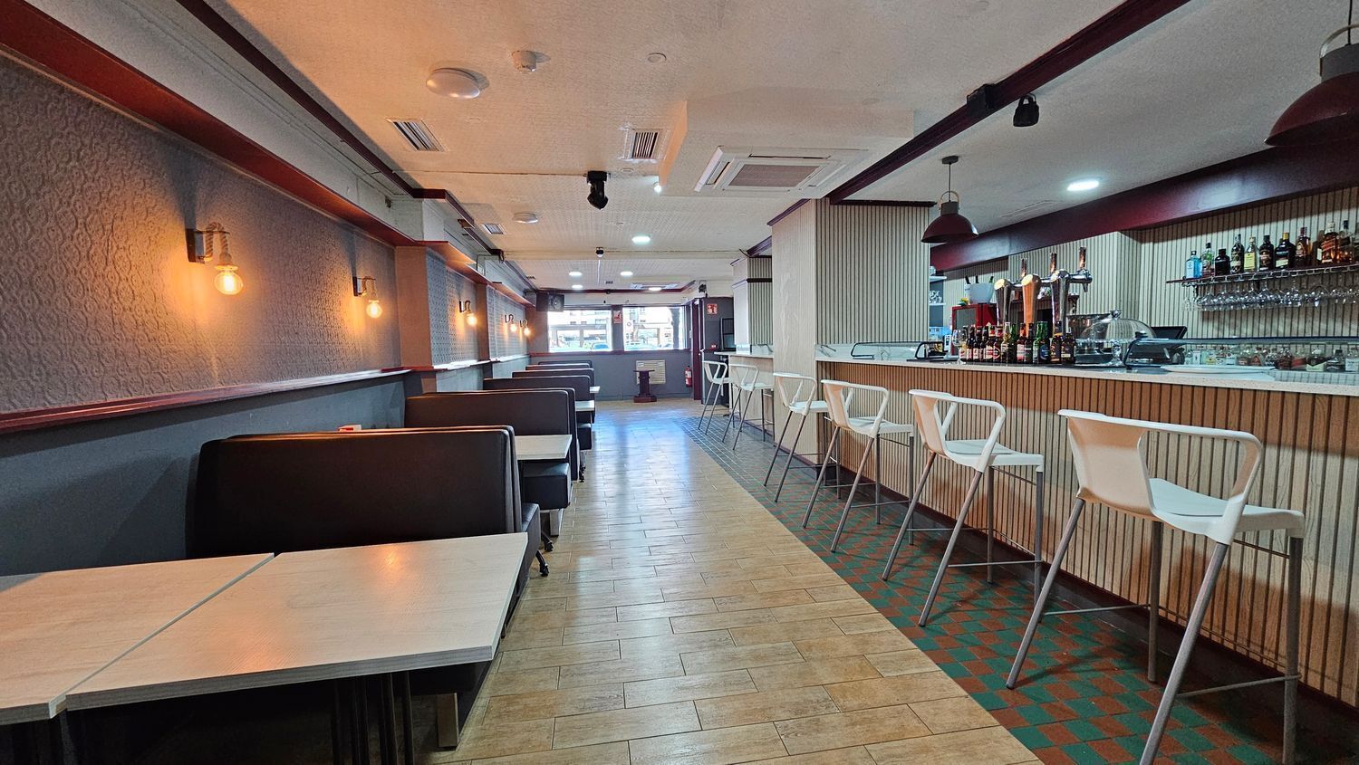 Local en Pamplona en venta Foto del interior- Imagen 1 de 31