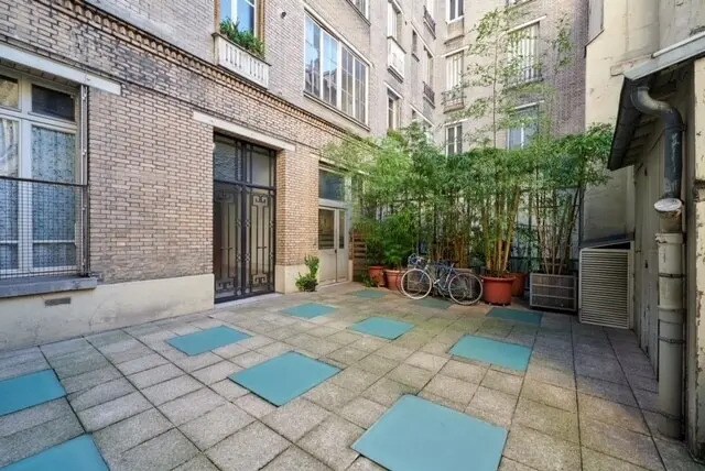 5 Rue Bouchardon, Paris en venta - Foto del edificio - Imagen 2 de 14