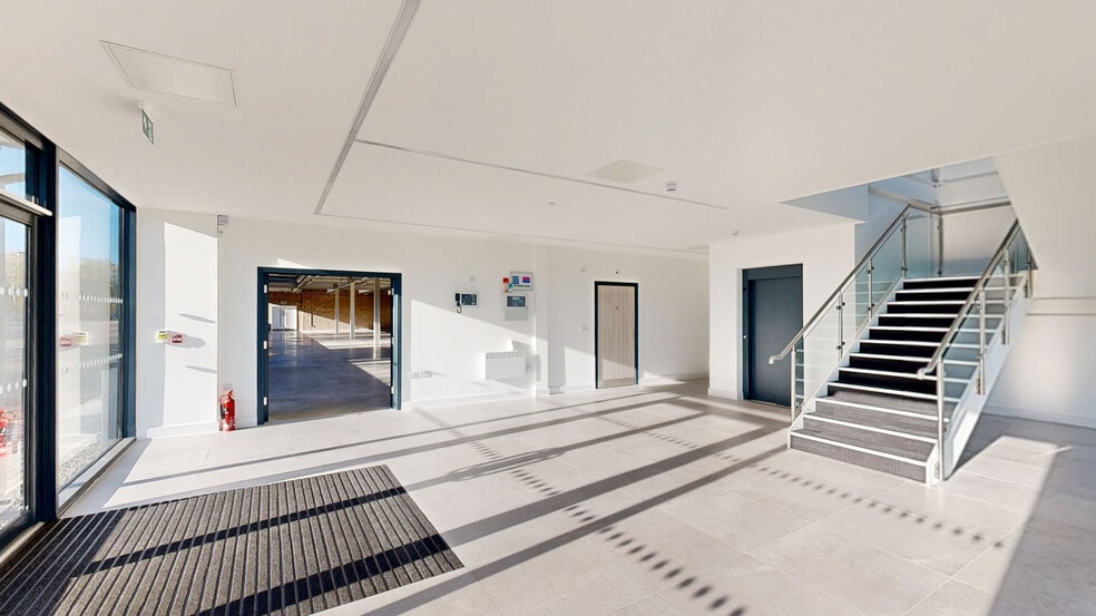 Stanley Green Business Park, Cheadle en venta - Matterport 3D Scan - Imagen 2 de 28