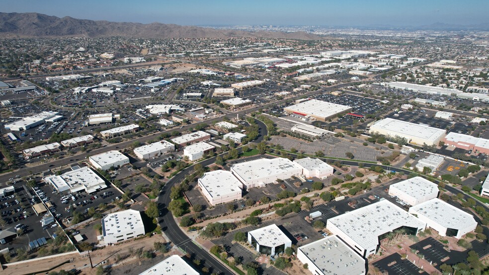 1430 W Auto Dr, Tempe, AZ en alquiler - Foto del edificio - Imagen 3 de 9