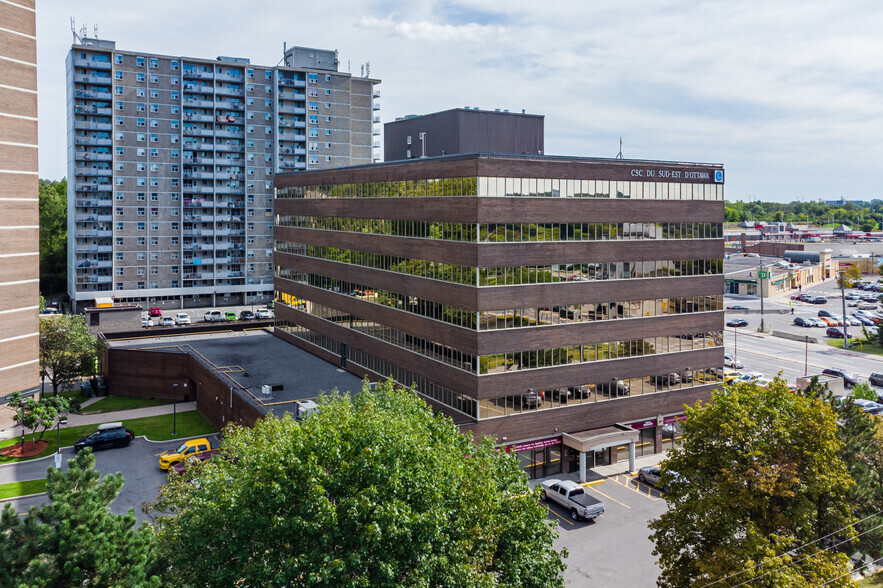 1355 Bank St, Ottawa, ON en alquiler - Foto del edificio - Imagen 3 de 6