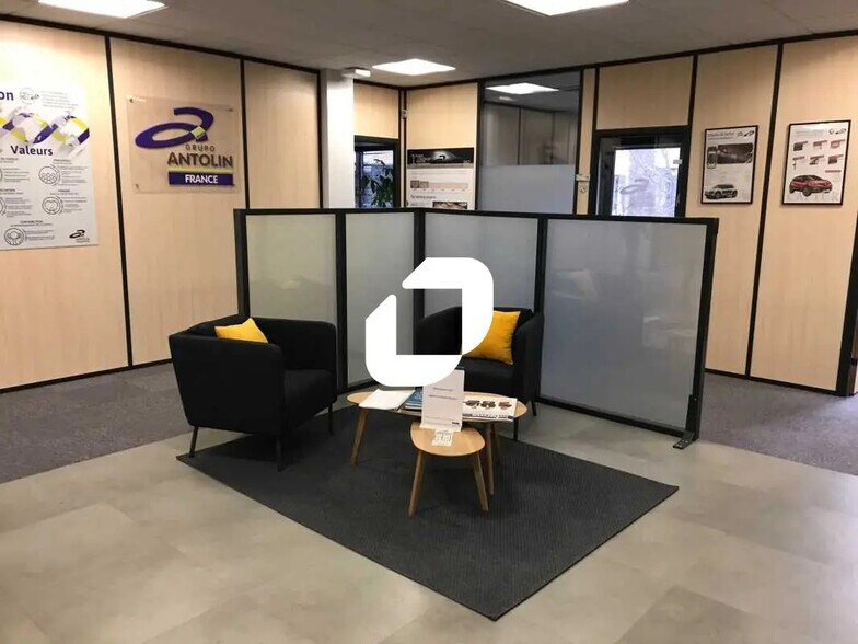 4 Rue Hélène Boucher, Guyancourt en alquiler - Foto del interior - Imagen 2 de 11