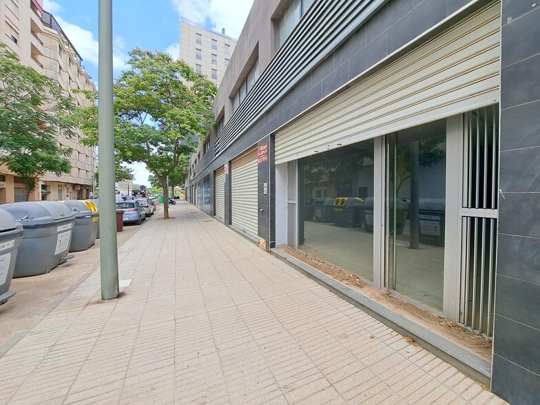 Local en Alzira, Valencia en alquiler - Foto del edificio - Imagen 3 de 11