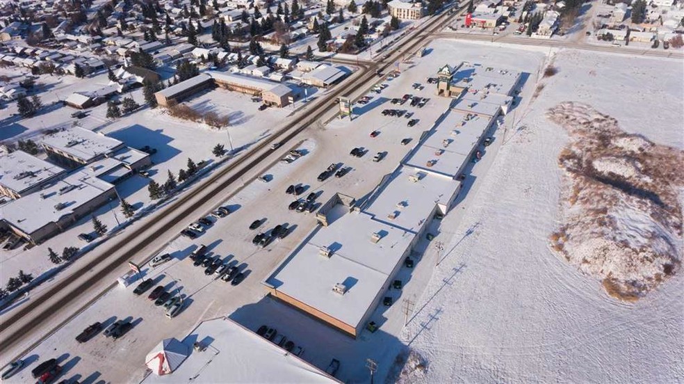 4341 50 St, Drayton Valley, AB en alquiler - Vista aérea - Imagen 2 de 15