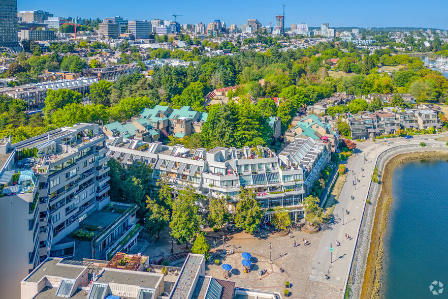 675 Market Hill, Vancouver, BC en alquiler - Vista aérea - Imagen 2 de 6