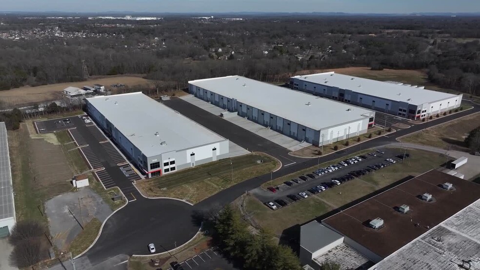 8110 Tridon Dr, Smyrna, TN en alquiler - Vídeo de anuncio comercial - Imagen 2 de 5