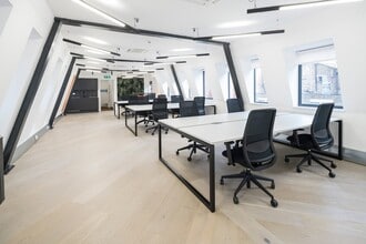 20-25 Glasshouse Yard, London en alquiler Foto del interior- Imagen 2 de 20