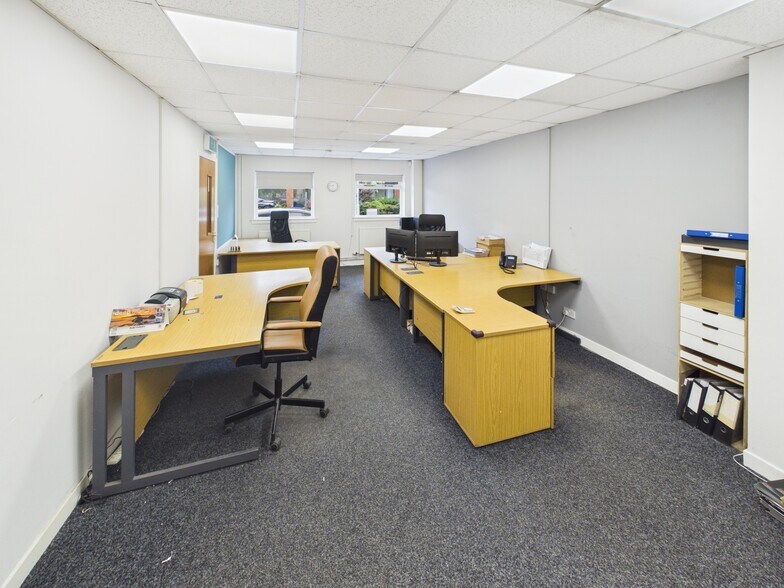 8 Skye Rd, Prestwick en venta - Foto del edificio - Imagen 3 de 8