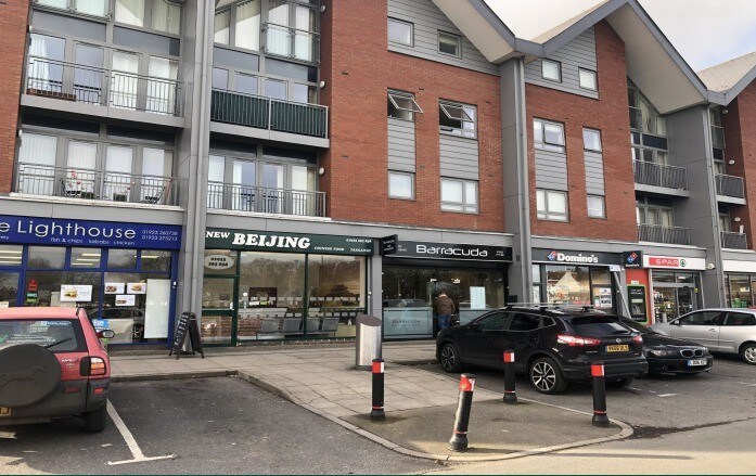 17-22 School Mead, Abbots Langley en venta - Foto del edificio - Imagen 2 de 3