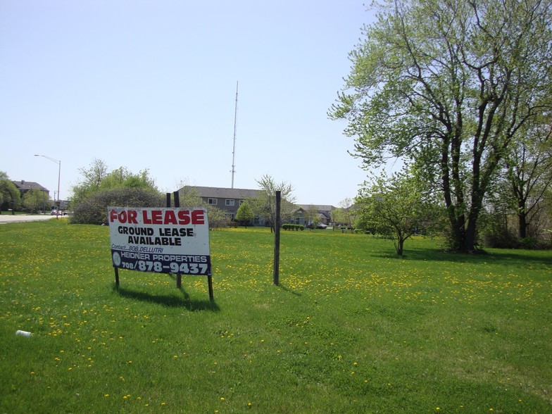 183rd & Oak Park Ave, Tinley Park, IL en alquiler - Foto del edificio - Imagen 2 de 2