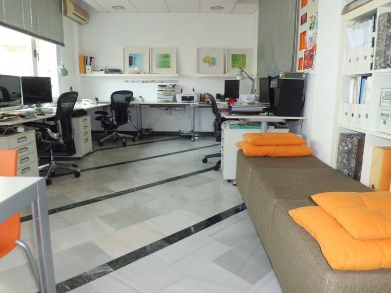 Oficina en El Ejido, Almería en venta - Foto del edificio - Imagen 3 de 8