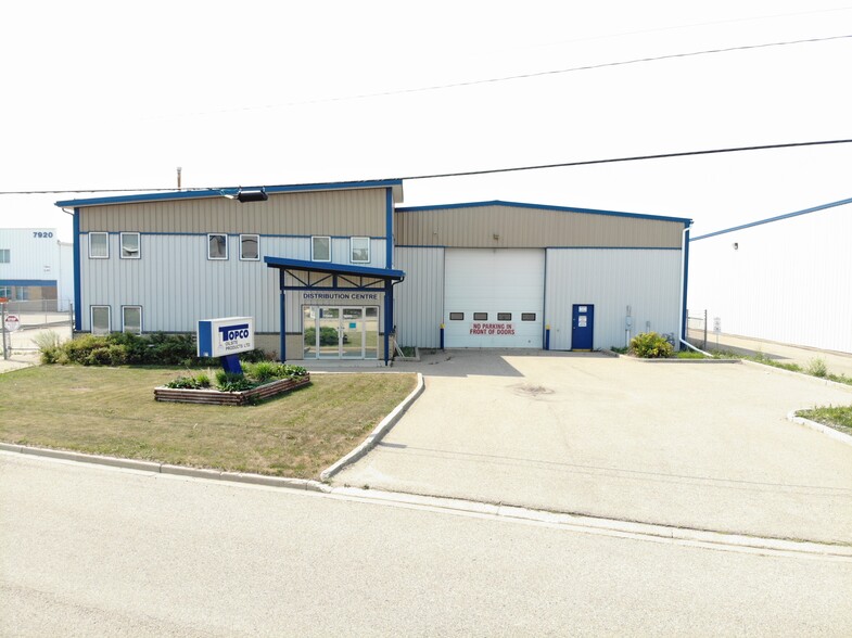 7932 Edgar Industrial Way, Red Deer, AB en alquiler - Foto del edificio - Imagen 1 de 13