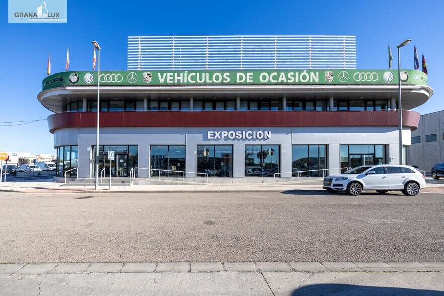 Local en Peligros, Granada en venta - Foto del edificio - Imagen 1 de 50