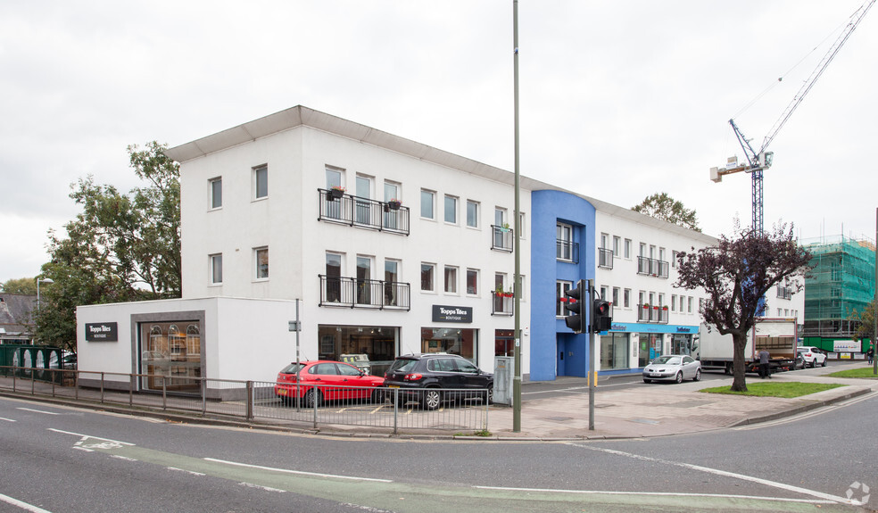 New Zealand Ave, Walton On Thames en alquiler - Foto principal - Imagen 1 de 15