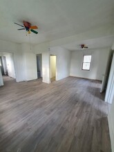 4924 Marlboro Pike, Capitol Heights, MD en alquiler Foto del interior- Imagen 2 de 5