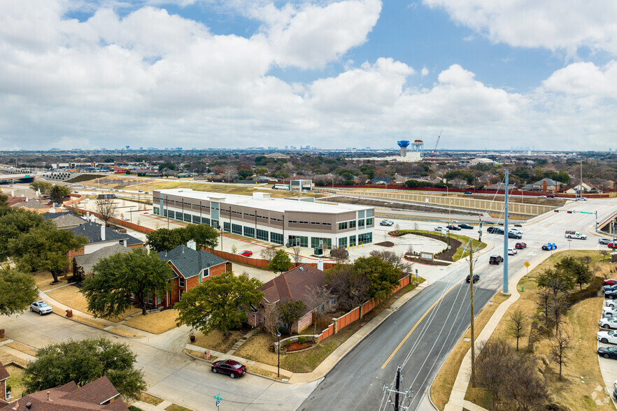 1601 E Trinity Mills Rd, Carrollton, TX en alquiler - Foto del edificio - Imagen 1 de 25