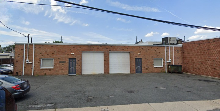 39-41 Hutcheson Pl, Lynbrook, NY en venta - Foto del edificio - Imagen 1 de 8