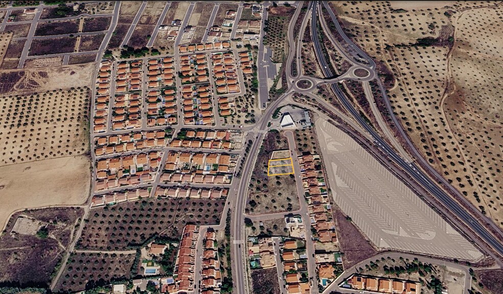 Juan Pablo II, Burguillos de Toledo, Toledo en venta - Foto del edificio - Imagen 2 de 2
