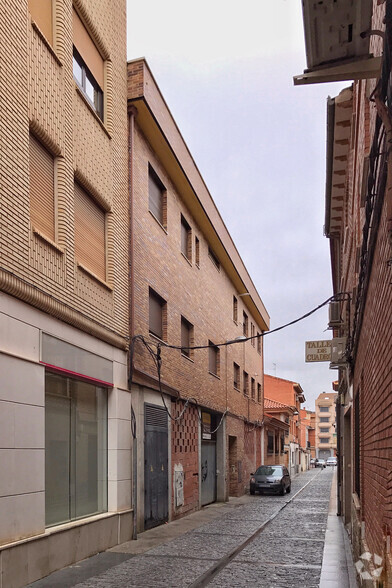 Edificios residenciales en Torrijos, Toledo en venta - Foto principal - Imagen 1 de 2