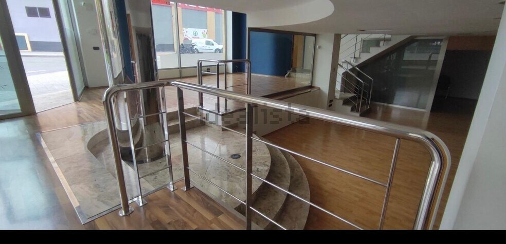 Local en Alicante, Alicante en alquiler - Foto del interior - Imagen 3 de 26