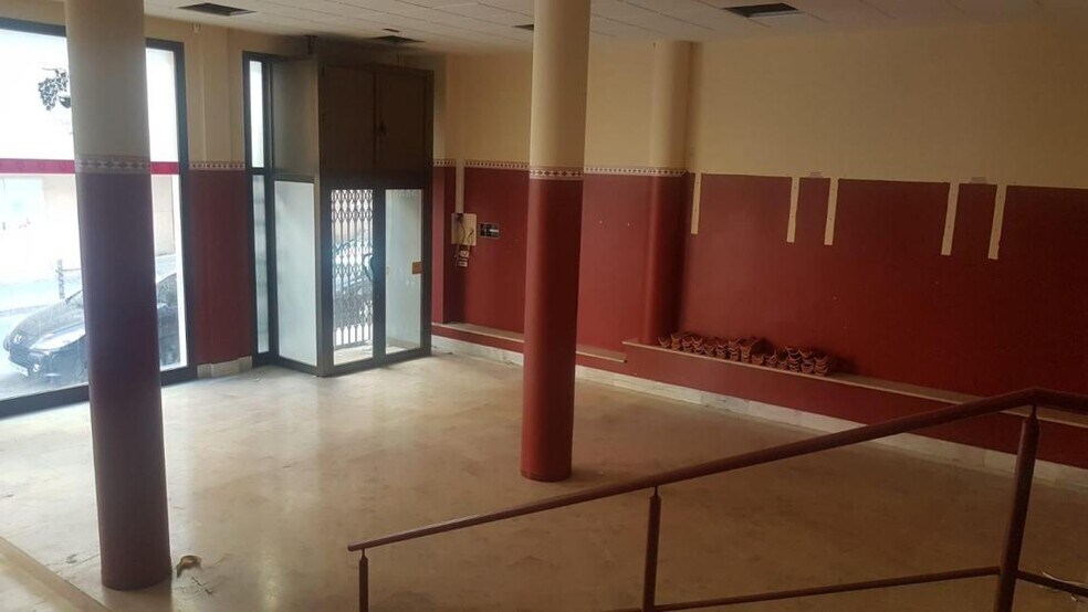 Edificio residencial en Olesa de Montserrat, Barcelona en venta - Foto del interior - Imagen 3 de 8