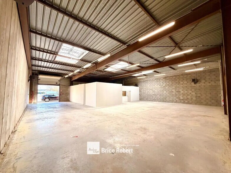 3 Rue Du 35Eme Regiment D'Aviation, Bron en alquiler - Foto del edificio - Imagen 2 de 6