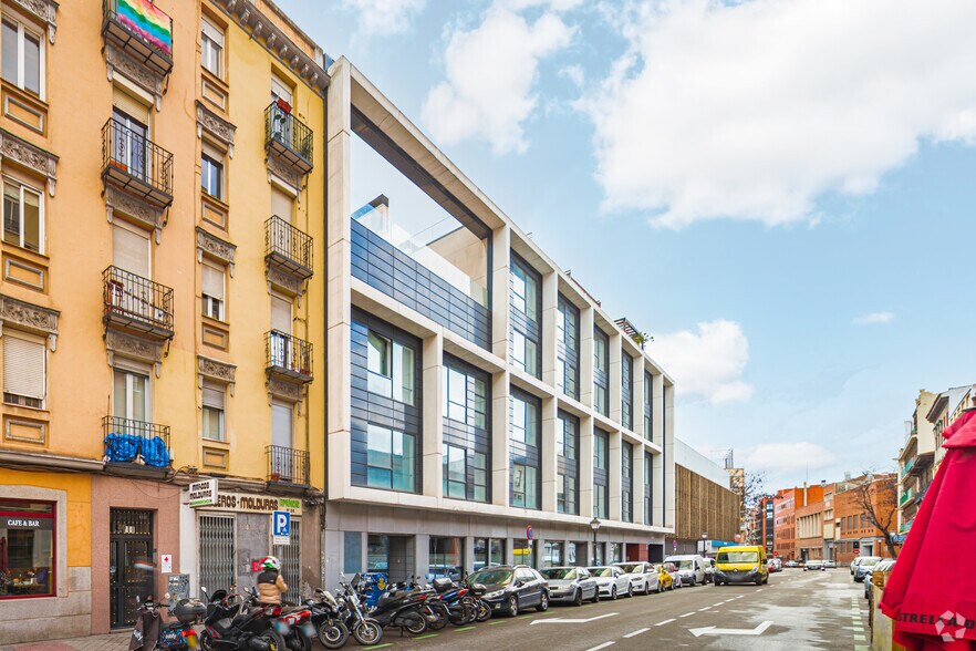 Calle Sebastián Elcano, 32, Madrid, Madrid en alquiler - Foto del edificio - Imagen 3 de 3