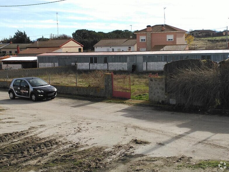 Nave en Blascosancho, Ávila en venta - Foto principal - Imagen 1 de 11