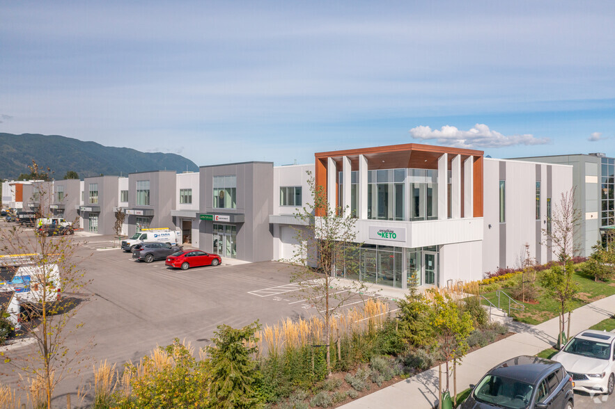 950 Seaborne Av, Port Coquitlam, BC en venta - Foto principal - Imagen 1 de 18