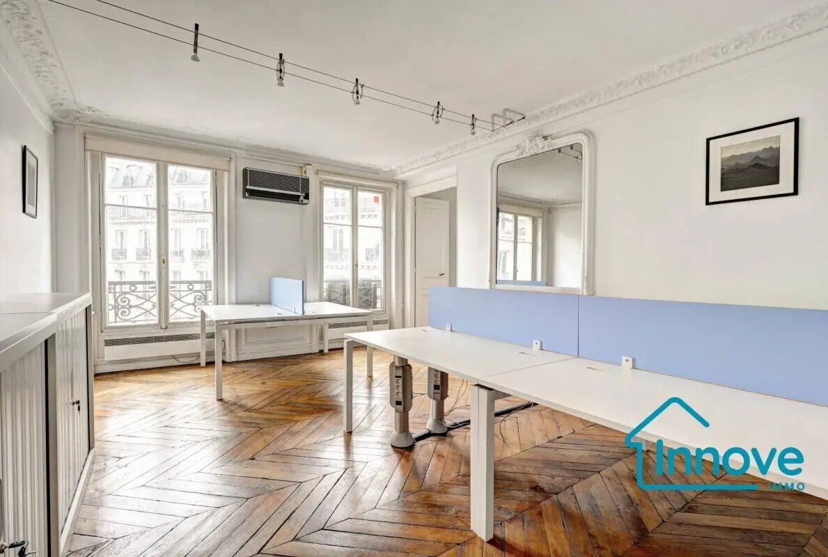 12 Rue De L'Isly, Paris, PAR 75008 -  -  - Foto del interior - Image 1 of 4
