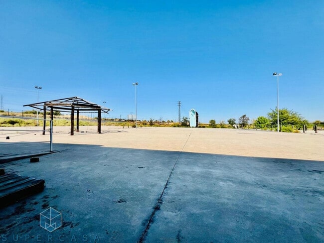 Más detalles de Terreno en alquiler