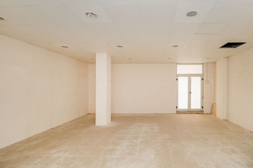 Edificio residencial en Vic, Barcelona en venta - Foto del interior - Imagen 2 de 3