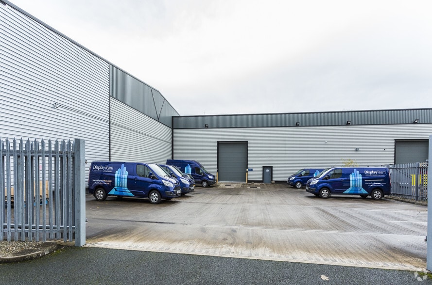 Warrington Rd, Runcorn en venta - Foto del edificio - Imagen 3 de 21