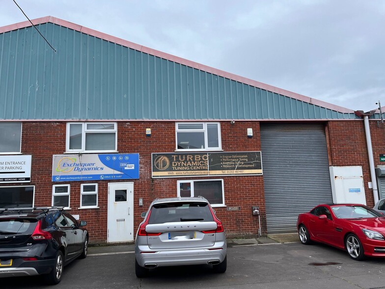 Wilverley Rd, Christchurch en venta - Foto principal - Imagen 1 de 34