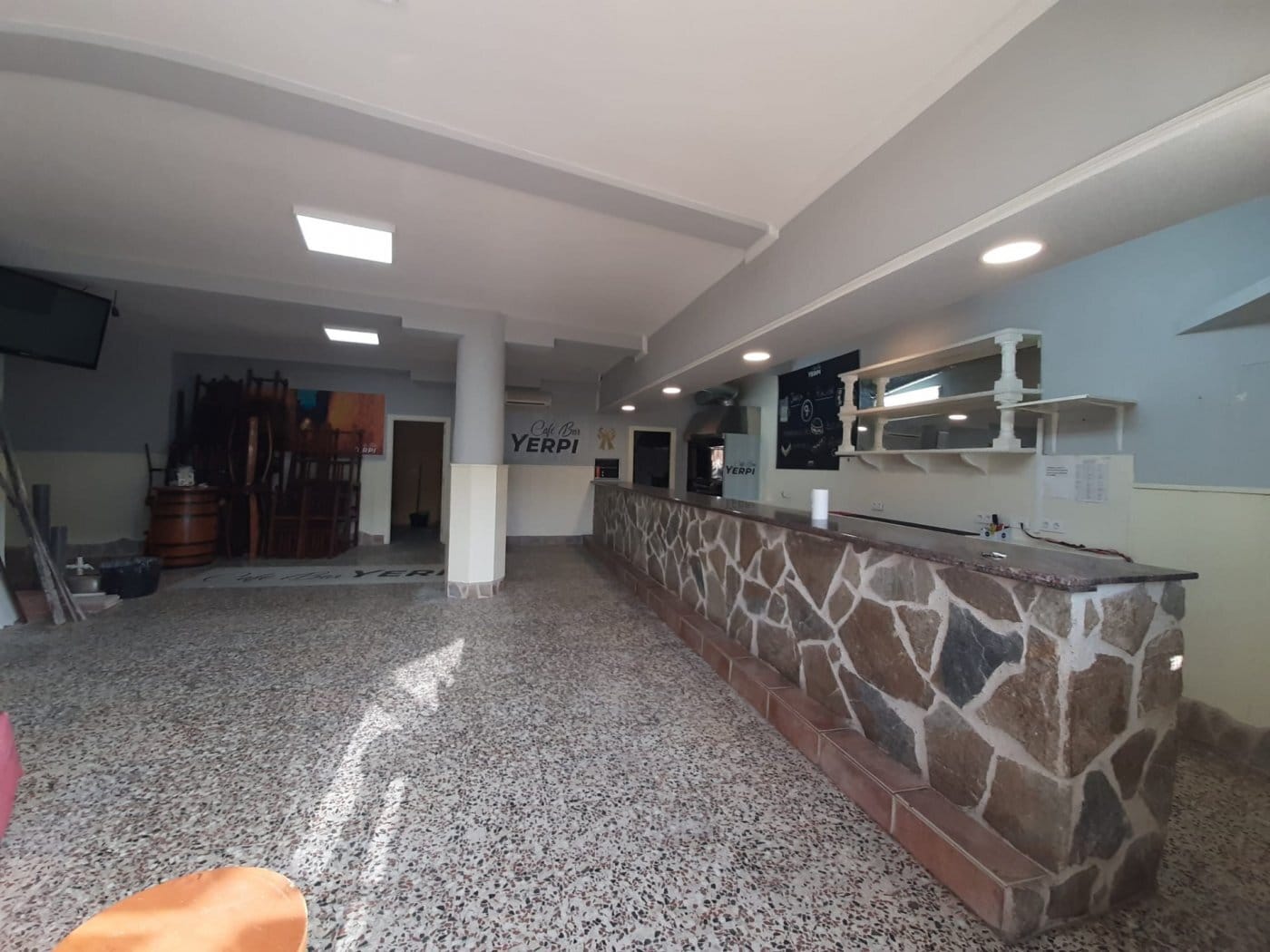 Local en Cáceres, Cáceres en venta Foto del edificio- Imagen 1 de 12