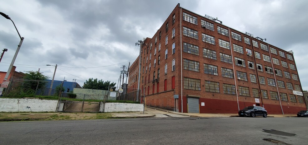 208 S Pulaski St, Baltimore, MD en alquiler - Foto del edificio - Imagen 2 de 20