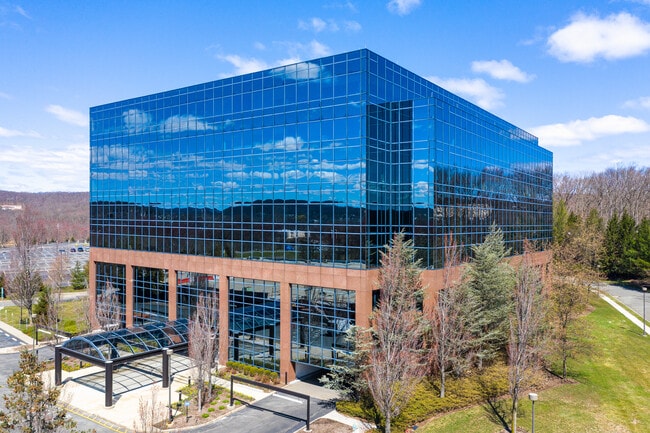 Más detalles de 100 Enterprise Dr, Rockaway, NJ - Oficina en alquiler